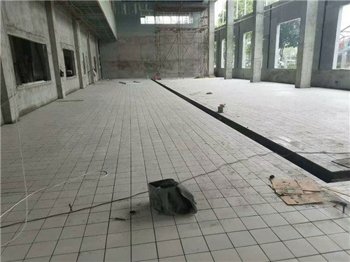 耐酸(suān)磚(zhuān)施工現場